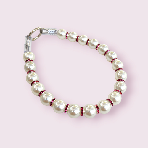 Dime Piece Single Strand Pearl Collar